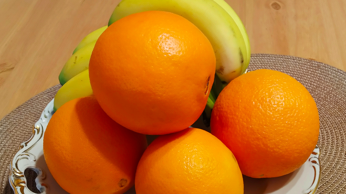 Апельсин есть вечером. Как есть апельсин. Можно ли есть апельсины на ночь при похудении.